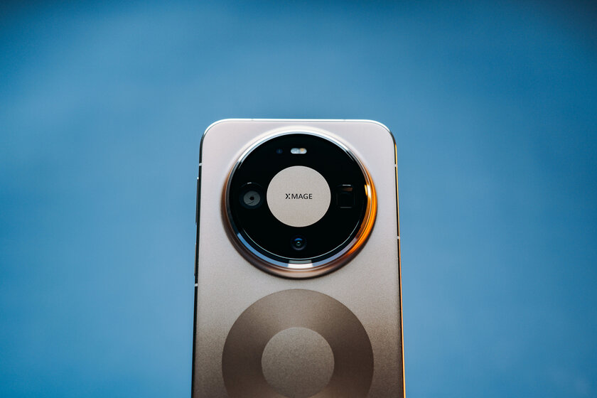 Стильный камерафон, который не боится дождя и падений: обзор HUAWEI Mate 80 Pro