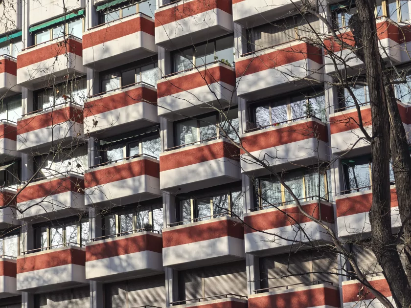 Стильный камерафон, который не боится дождя и падений: обзор HUAWEI Mate 80 Pro