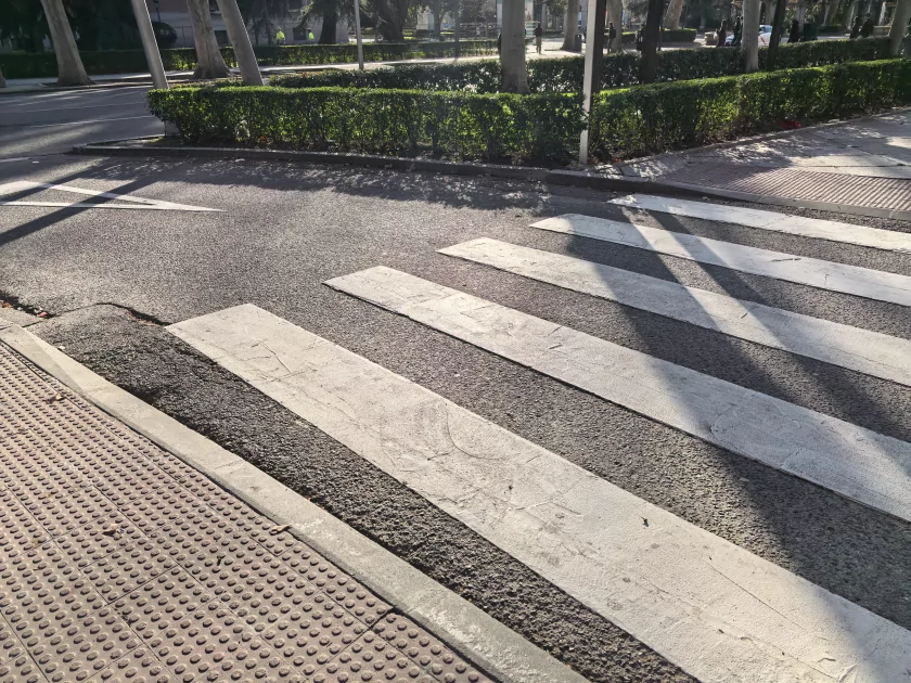 Стильный камерафон, который не боится дождя и падений: обзор HUAWEI Mate 80 Pro