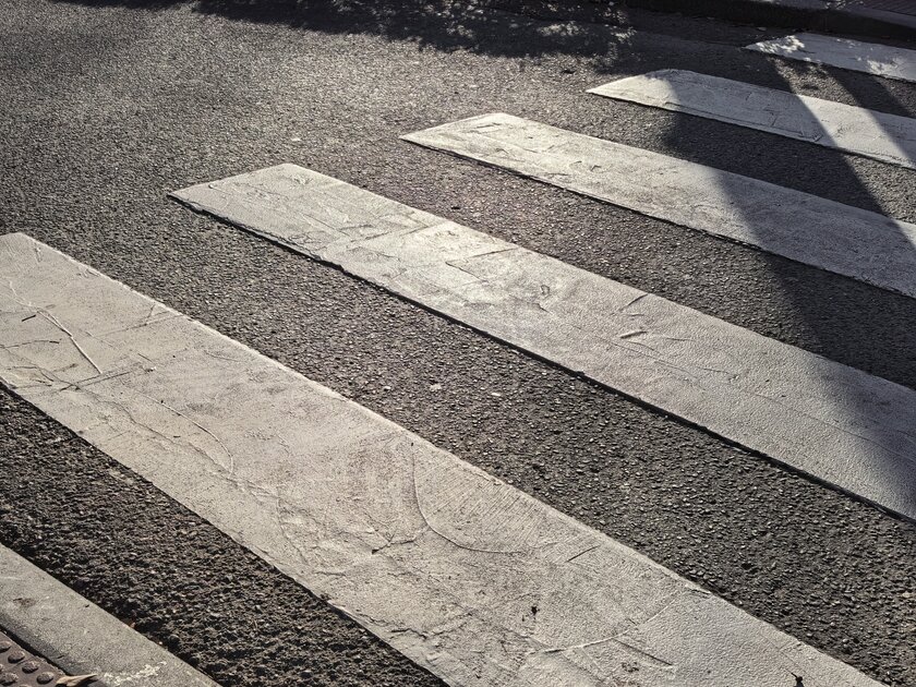 Стильный камерафон, который не боится дождя и падений: обзор HUAWEI Mate 80 Pro