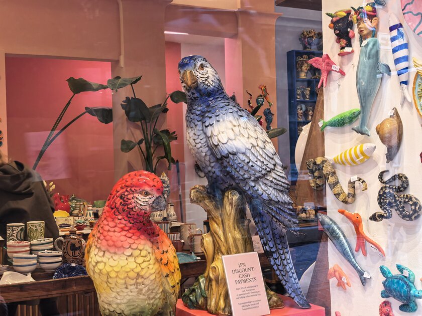 Стильный камерафон, который не боится дождя и падений: обзор HUAWEI Mate 80 Pro