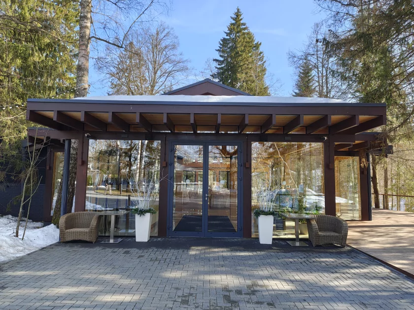 Единственный в своем роде? Обзор realme 16 Pro+ с оптическим зумом и батареей на 7000 мАч