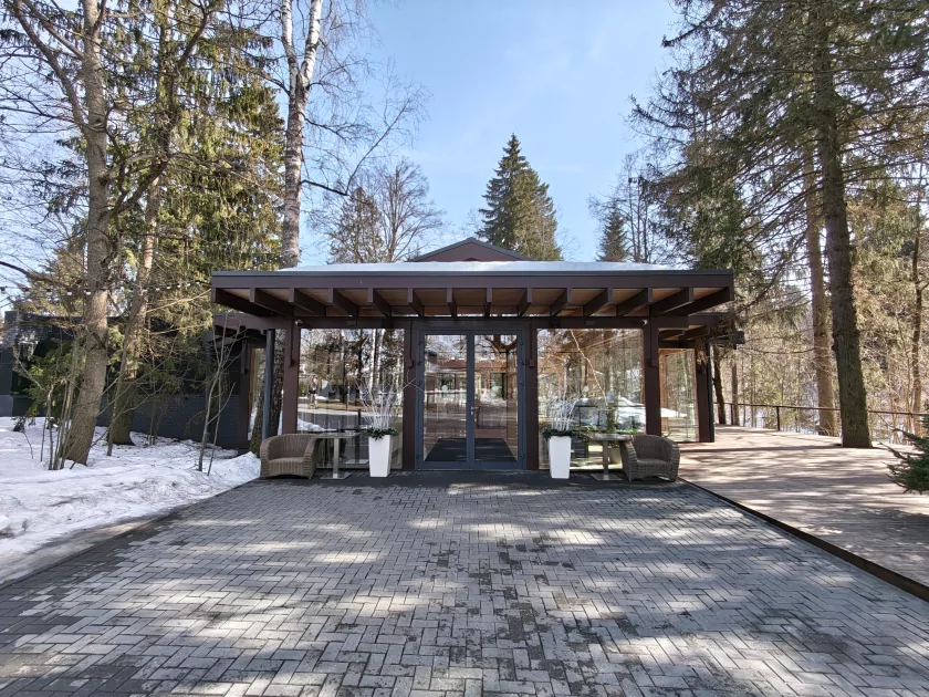 Единственный в своем роде? Обзор realme 16 Pro+ с оптическим зумом и батареей на 7000 мАч