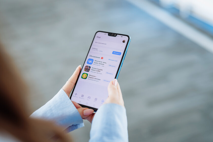 Россияне покупают от полумиллиона смартфонов в неделю