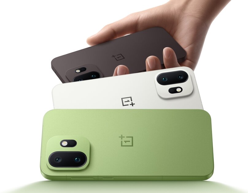 Флагман OnePlus 15T получил кремний-углеродную батарею 7500 мА·ч и полную защиту от воды