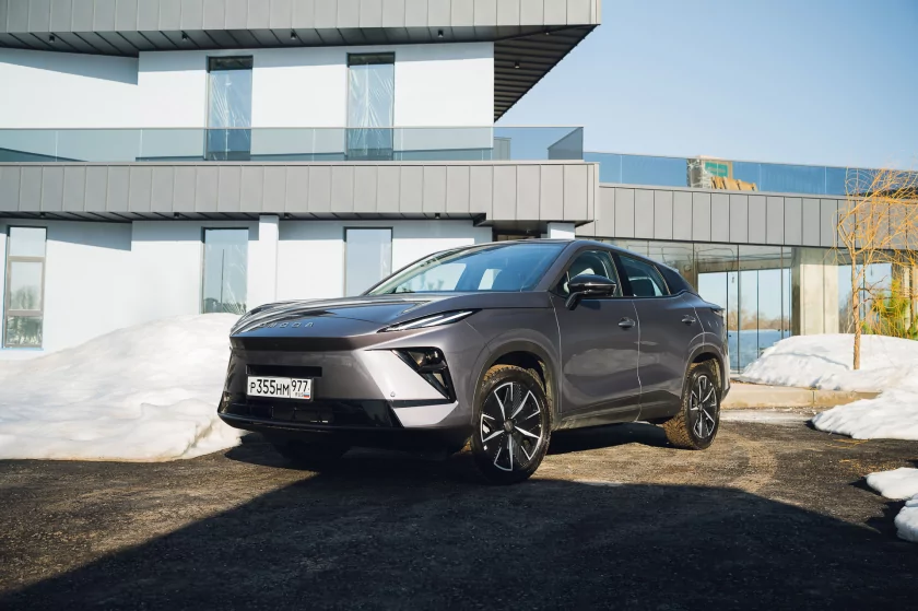 Обновление смелого хита. Первое знакомство с Omoda C5