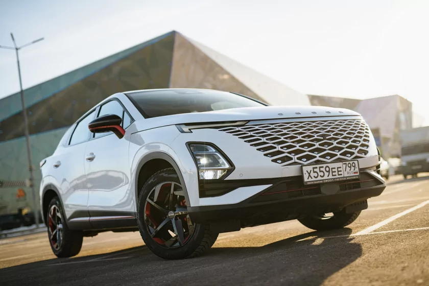 Обновление смелого хита. Первое знакомство с Omoda C5