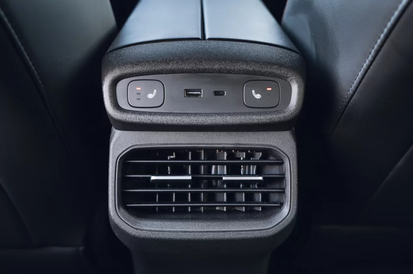 Обновление смелого хита. Первое знакомство с Omoda C5