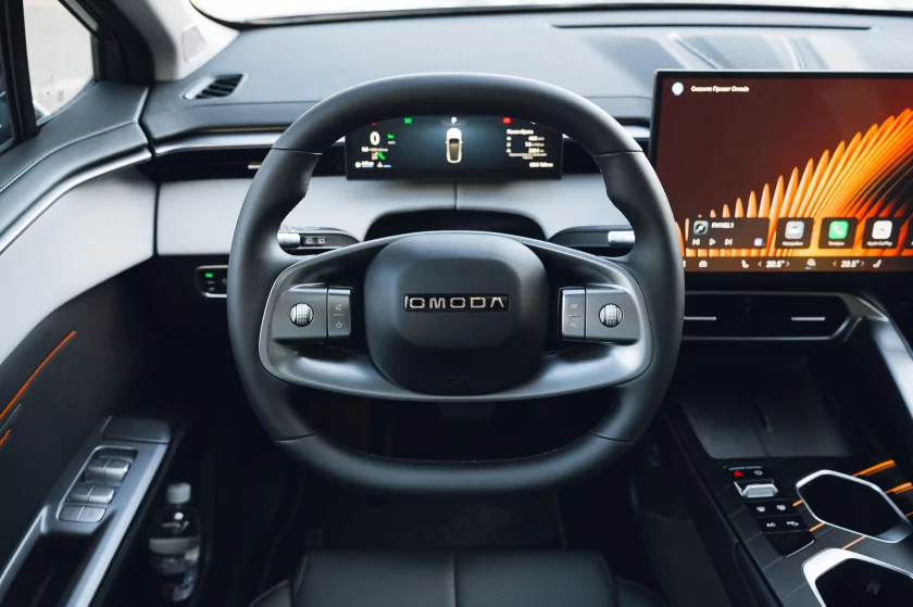 Обновление смелого хита. Первое знакомство с Omoda C5