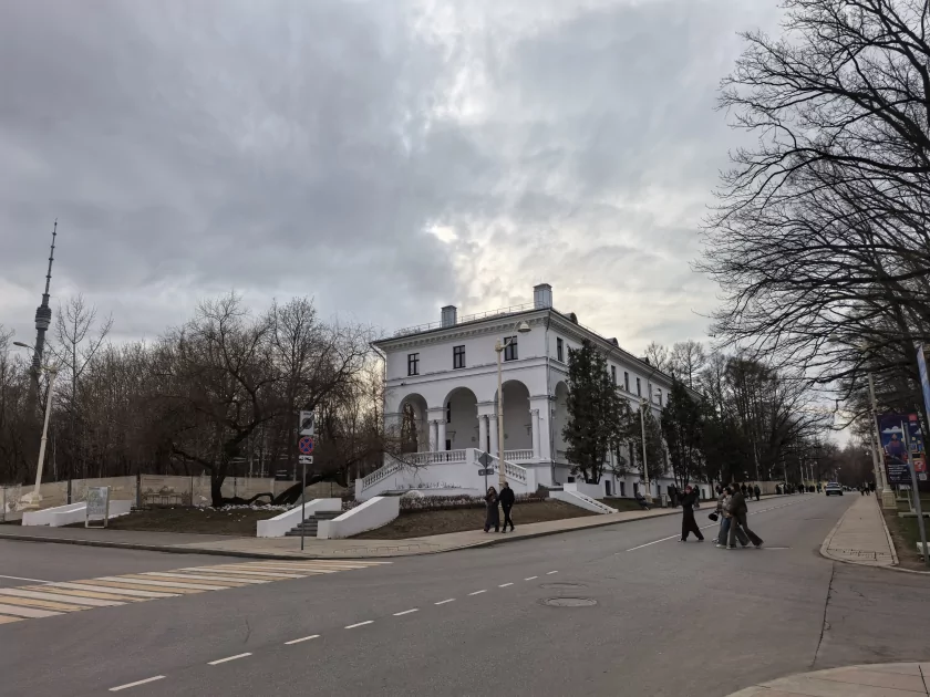 Молодежный предфлагман: обзор HUAWEI nova 15 Pro. Стоит ли он своих денег? — Качество снимков. 3