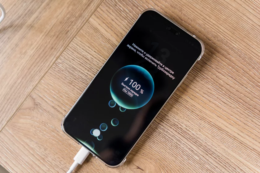 Молодежный предфлагман: обзор HUAWEI nova 15 Pro. Стоит ли он своих денег? — Автономность и зарядка. 5