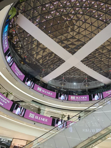 Сначала камерофон, а уже потом флагман: подробный обзор Xiaomi 17 Ultra