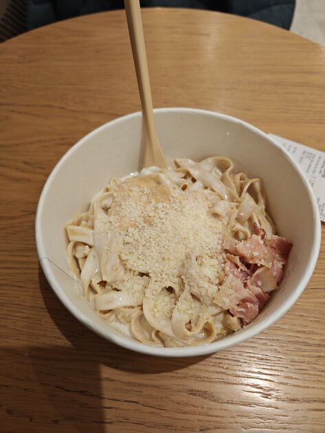 Сначала камерофон, а уже потом флагман: подробный обзор Xiaomi 17 Ultra