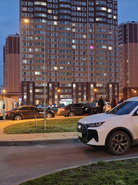 Сначала камерофон, а уже потом флагман: подробный обзор Xiaomi 17 Ultra