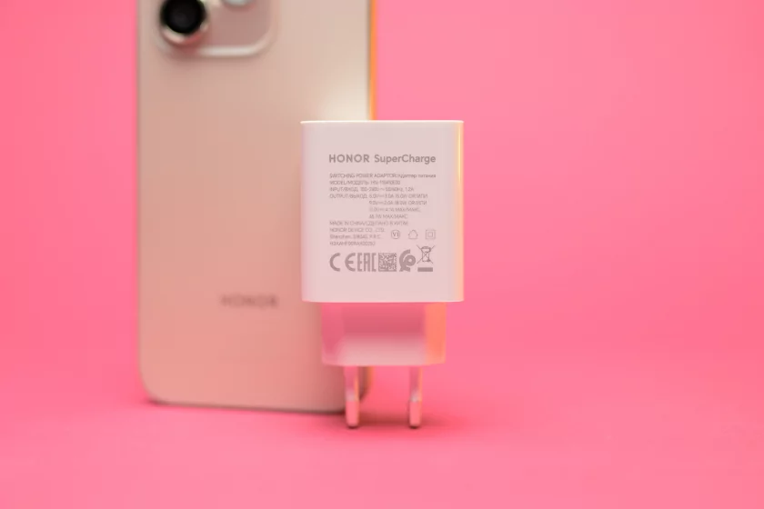 Стильный, тонкий, лёгкий и с металлической рамкой: обзор HONOR 600 Lite