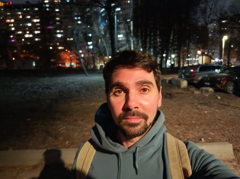 Стильный, тонкий, лёгкий и с металлической рамкой: обзор HONOR 600 Lite