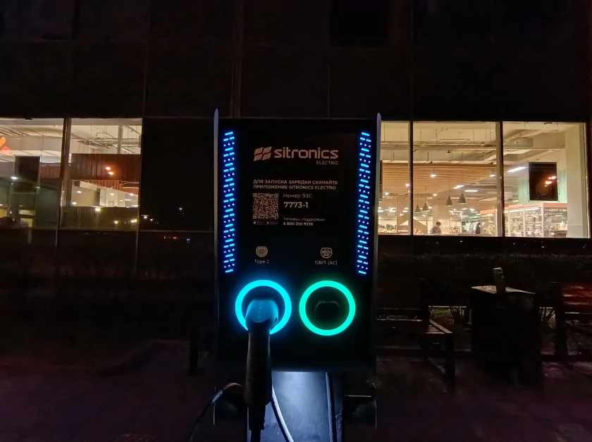 Стильный, тонкий, лёгкий и с металлической рамкой: обзор HONOR 600 Lite