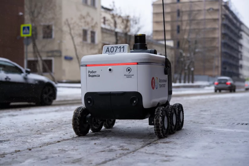 Роботы-доставщики Яндекса теперь работают в четырёх городах Подмосковья