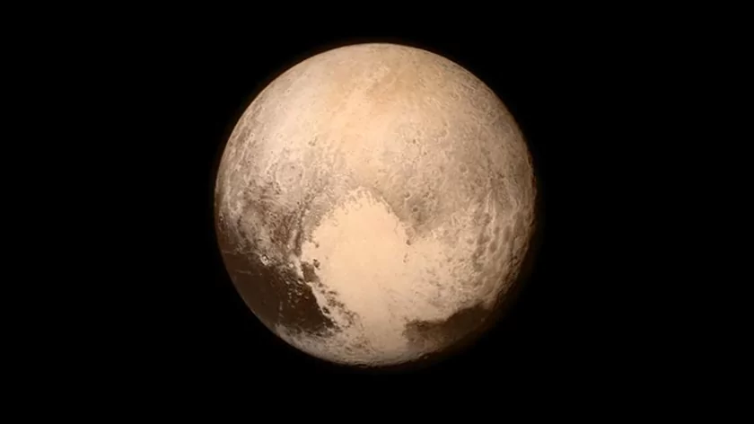 Директор ИКИ РАН допустил возможность называть Плутон планетой