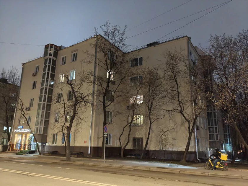 Показывает мемы на крышке, измеряет пульс и работает пауэрбанком: обзор Infinix NOTE 60 Pro — Качество снимков. 7