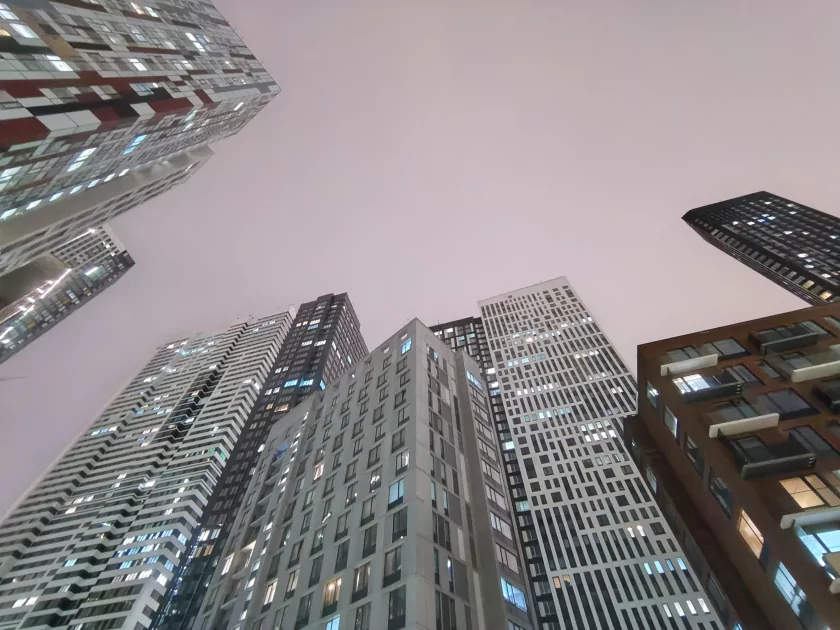 Показывает мемы на крышке, измеряет пульс и работает пауэрбанком: обзор Infinix NOTE 60 Pro — Качество снимков. 32