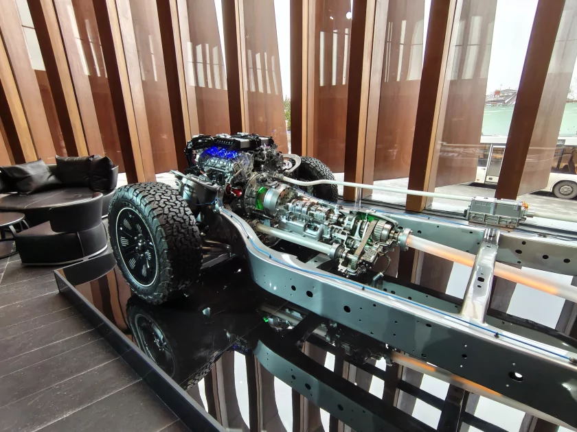 Показывает мемы на крышке, измеряет пульс и работает пауэрбанком: обзор Infinix NOTE 60 Pro — Качество снимков. 38