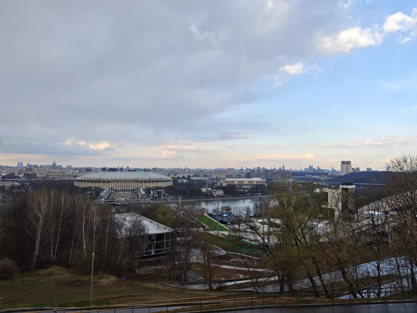 Вымирающий вид. Обзор Xiaomi 17 — компактного смартфона с флагманской начинкой — Камеры. 6