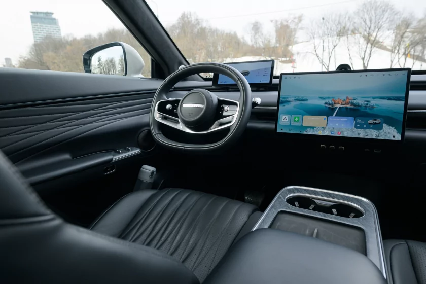 469 «лошадей», пневма и реальный расход: большой обзор серийного Exlantix ET — Знакомство. 46