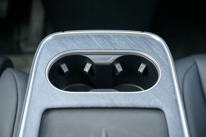 469 «лошадей», пневма и реальный расход: большой обзор серийного Exlantix ET — Знакомство. 54