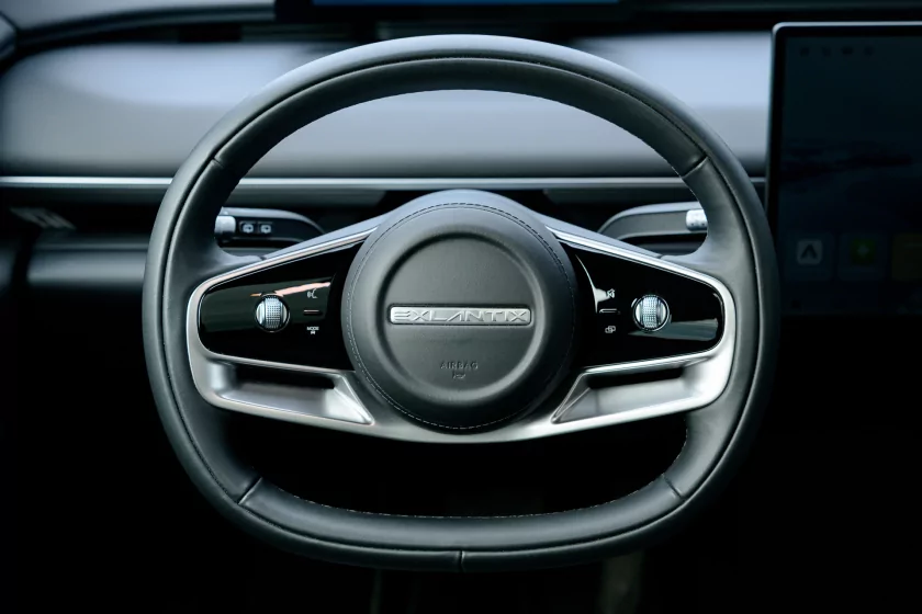 469 «лошадей», пневма и реальный расход: большой обзор серийного Exlantix ET — Знакомство. 56