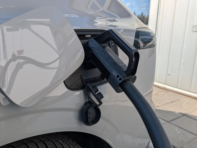 469 «лошадей», пневма и реальный расход: большой обзор серийного Exlantix ET — В путь. 4