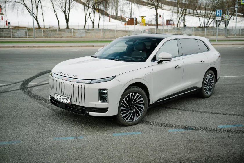 469 «лошадей», пневма и реальный расход: большой обзор серийного Exlantix ET — Отзыв. 4