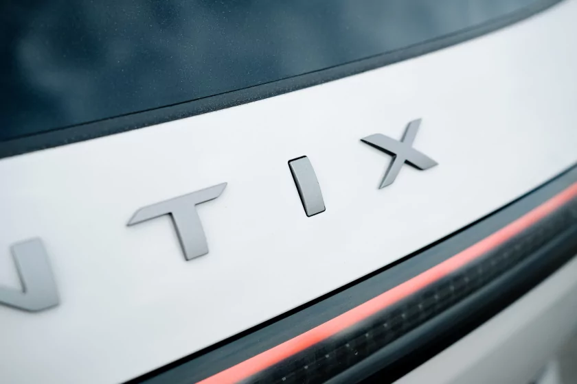 469 «лошадей», пневма и реальный расход: большой обзор серийного Exlantix ET — Отзыв. 7