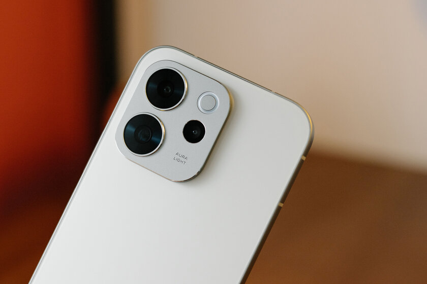 Хорошими камерами уже не удивить, но у vivo V70 получилось. Честный обзор смартфона — Дизайн. 5