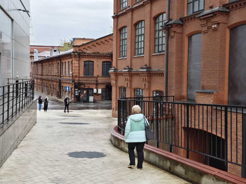 Хорошими камерами уже не удивить, но у vivo V70 получилось. Честный обзор смартфона — Качество снимков. 15