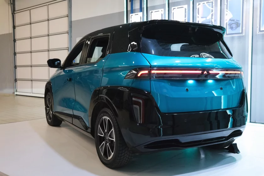 Предзаказать российский электромобиль Атом теперь может каждый — 150 000 рублей и ограниченное количество