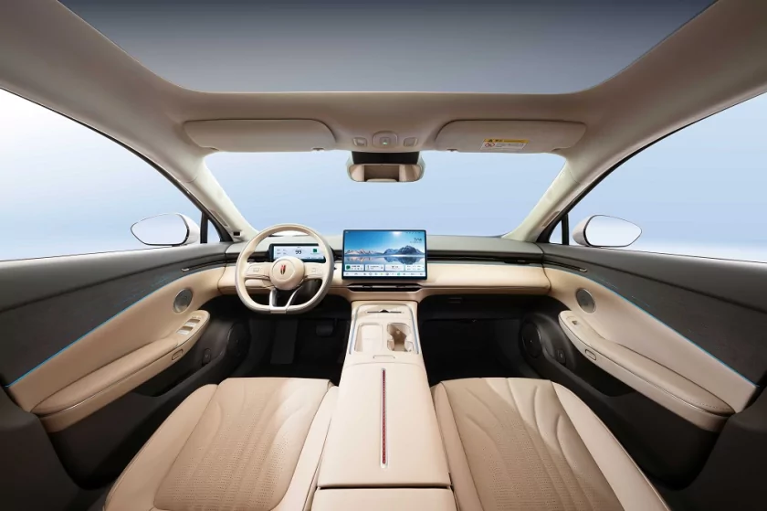 HONGQI на Пекинском автосалоне: седаны с автопилотом, люксовый рамный внедорожник и концепт будущего