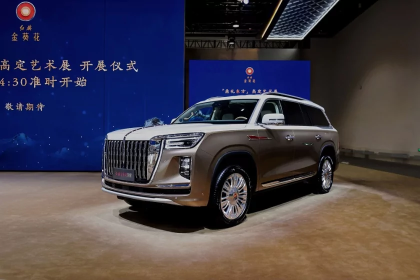 HONGQI на Пекинском автосалоне: седаны с автопилотом, люксовый рамный внедорожник и концепт будущего