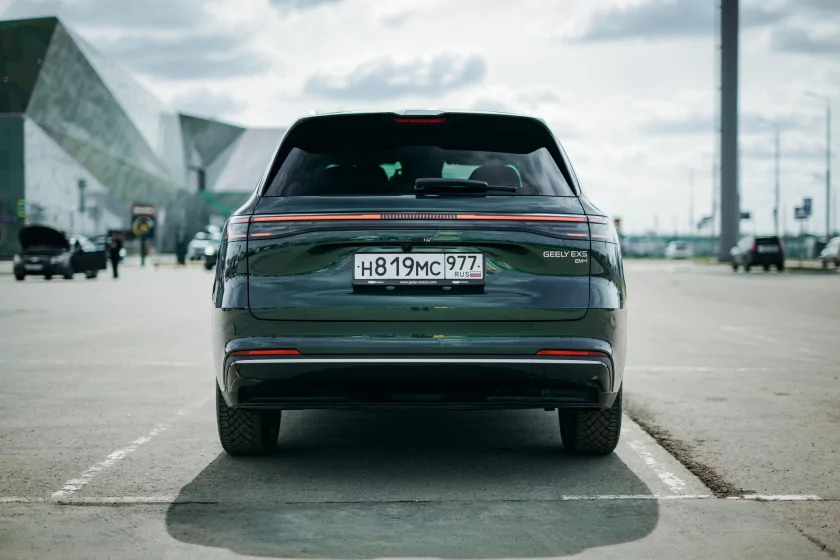 Обзор Geely EX5 EM-i: ездил как на электрокаре, но без страха разрядиться — Знакомство. 4