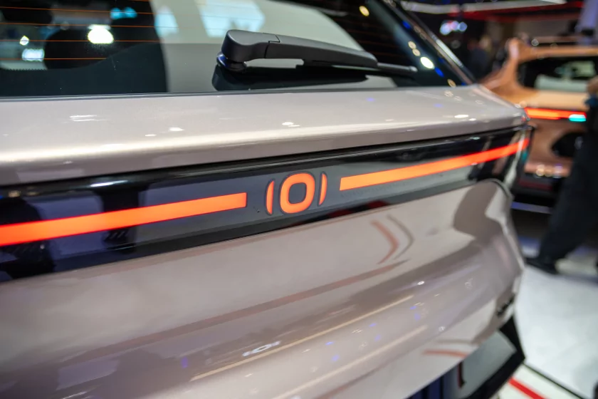 Главные премьеры автосалона в Пекине: супергибриды Changan, люксовые Avatr и новинки от BMW и Nissan