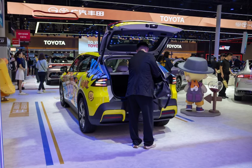 Главные премьеры автосалона в Пекине: супергибриды Changan, люксовые Avatr и новинки от BMW и Nissan