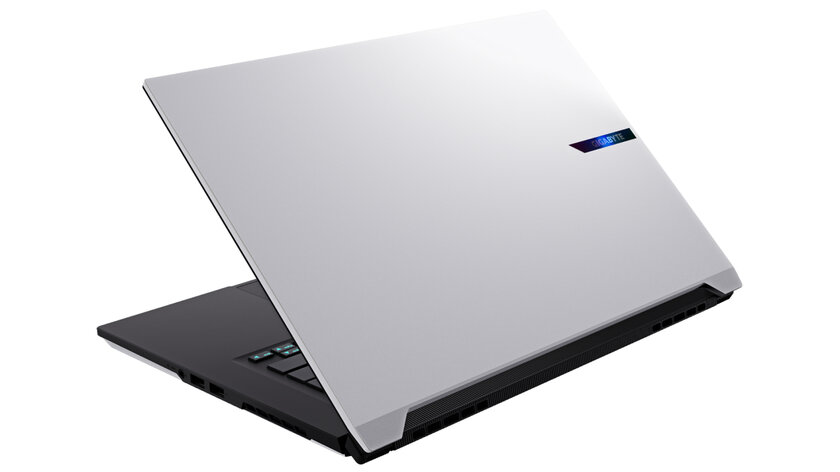 GIGABYTE представила ультратонкий геймерский ноутбук AERO X16