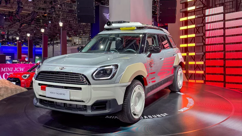 Главные премьеры автосалона в Пекине: супергибриды Changan, люксовые Avatr и новинки от BMW и Nissan