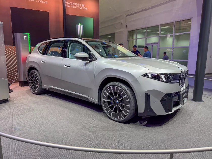 Главные премьеры автосалона в Пекине: супергибриды Changan, люксовые Avatr и новинки от BMW и Nissan