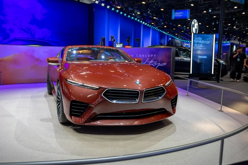 Главные премьеры автосалона в Пекине: супергибриды Changan, люксовые Avatr и новинки от BMW и Nissan