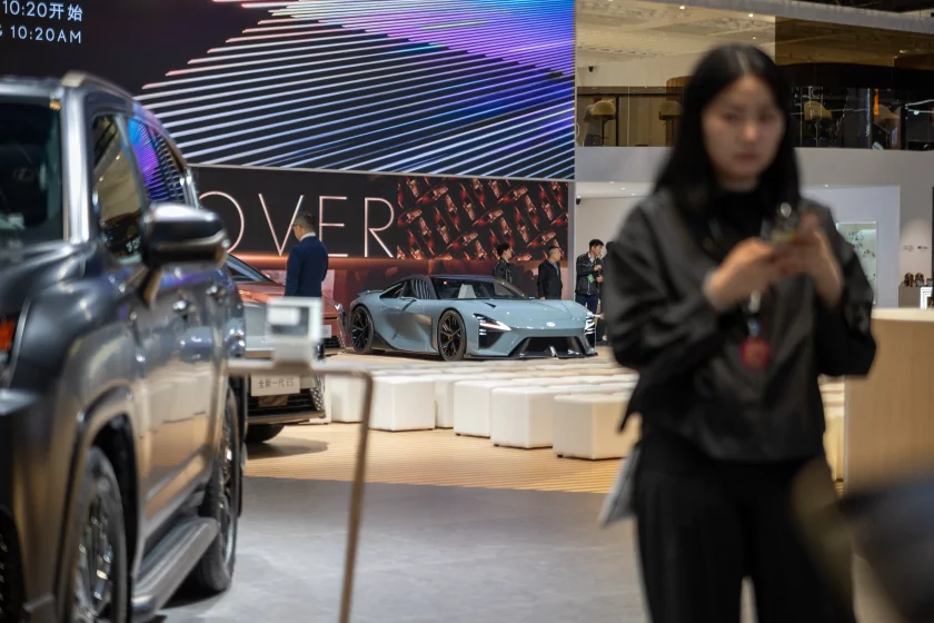 Главные премьеры автосалона в Пекине: супергибриды Changan, люксовые Avatr и новинки от BMW и Nissan