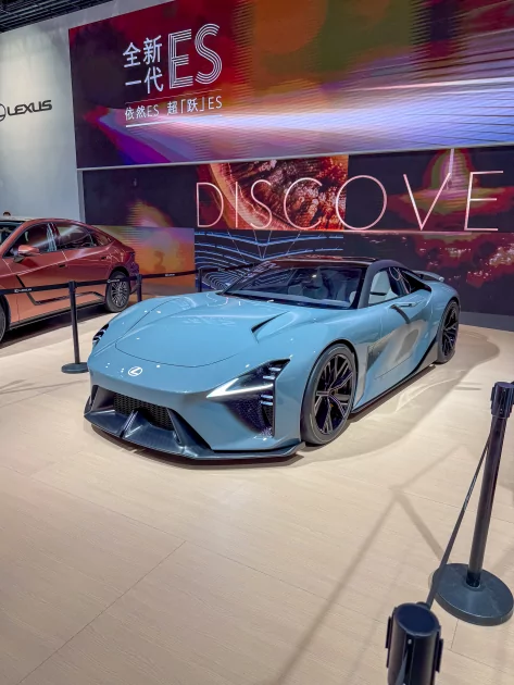 Главные премьеры автосалона в Пекине: супергибриды Changan, люксовые Avatr и новинки от BMW и Nissan