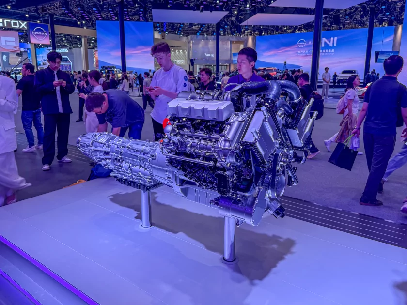 Главные премьеры автосалона в Пекине: супергибриды Changan, люксовые Avatr и новинки от BMW и Nissan