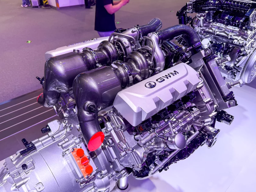 Главные премьеры автосалона в Пекине: супергибриды Changan, люксовые Avatr и новинки от BMW и Nissan