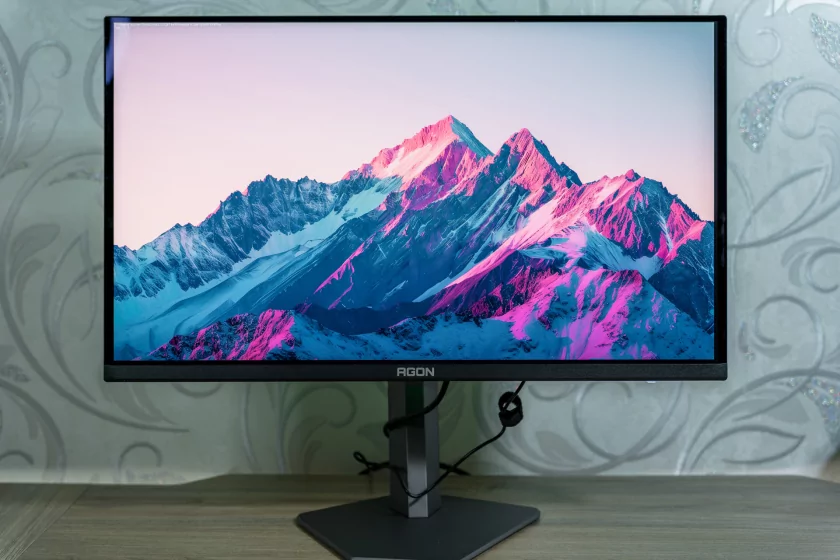 Магия QD-OLED, 240 Гц и отклик 0,03 мс: обзор геймерского монитора AOC AGON PRO AG276QZD2 — Дизайн и эргономика. 38
